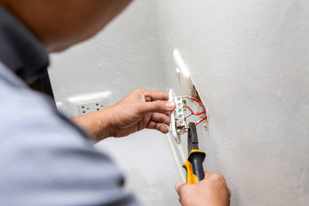 Best Circuit Breaker Repair  in Nashville, IN